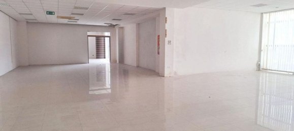 2171m² Commercial property in Bolzano Vicentino, Italy No. 372510 12