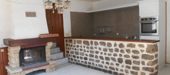 3 Schlafzimmer Gewerbliche Immobilie in Saint-Calais-du-Desert, France, Nr. 1835 2