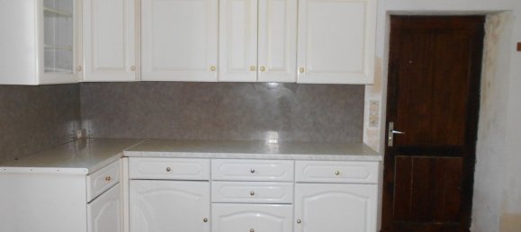 3 Schlafzimmer Gewerbliche Immobilie in Saint-Calais-du-Desert, France, Nr. 1835 4