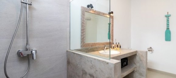 3 Schlafzimmer Villa in Seminyak, Indonesia, Nr. 3329 12