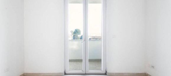 3 rooms Apartment in Rome, Italy No. 19237 15