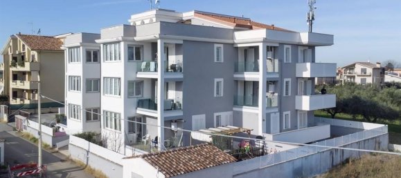 3 rooms Apartment in Rome, Italy No. 19237 32