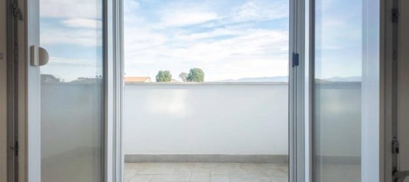 3 rooms Apartment in Rome, Italy No. 19237 6