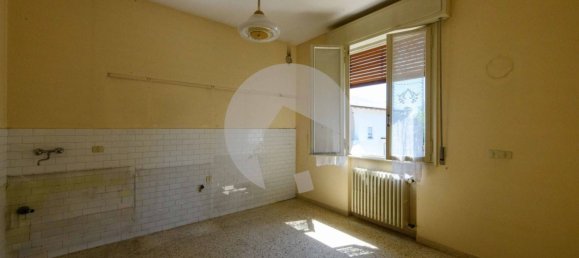 Villa de 6 dormitorios en Reggio Emilia, Italy No. 274654 18