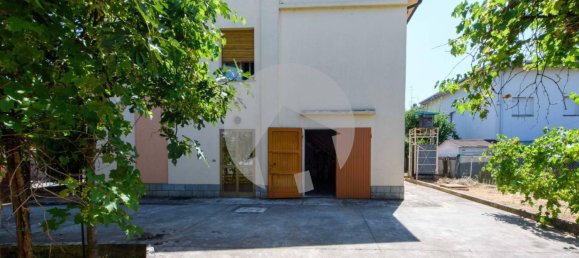 Villa de 6 dormitorios en Reggio Emilia, Italy No. 274654 5