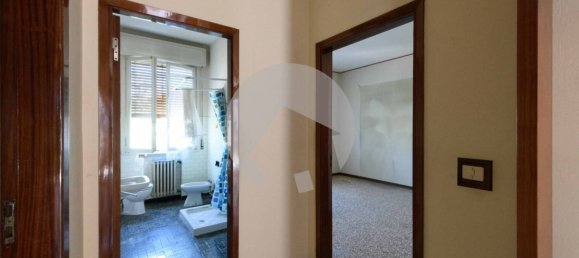 Villa de 6 dormitorios en Reggio Emilia, Italy No. 274654 22