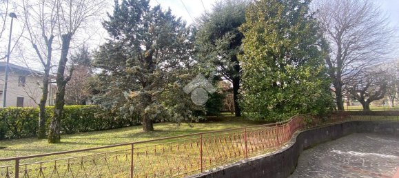 4-salle Villa à Villa d'Almè, Italy No. 4569 19