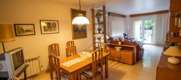 4 bedrooms House in Coma-Ruga, Spain No. 354 4