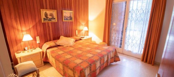 4 bedrooms House in Coma-Ruga, Spain No. 354 9