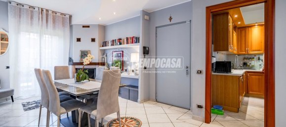 4-salle Duplex à Caronno Pertusella, Italy No. 287755 39