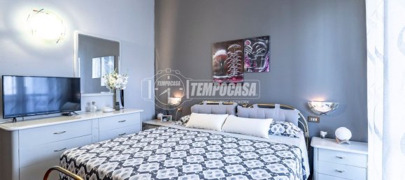 4-salle Duplex à Caronno Pertusella, Italy No. 287755 8