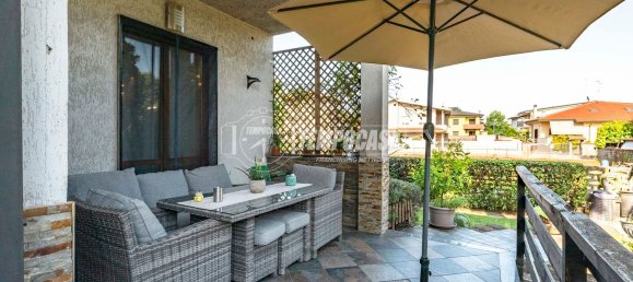 4-salle Duplex à Caronno Pertusella, Italy No. 287755 34