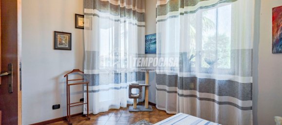 4-salle Duplex à Caronno Pertusella, Italy No. 287755 16