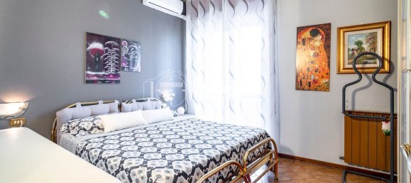 4-salle Duplex à Caronno Pertusella, Italy No. 287755 7