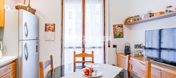 4-salle Duplex à Caronno Pertusella, Italy No. 287755 48