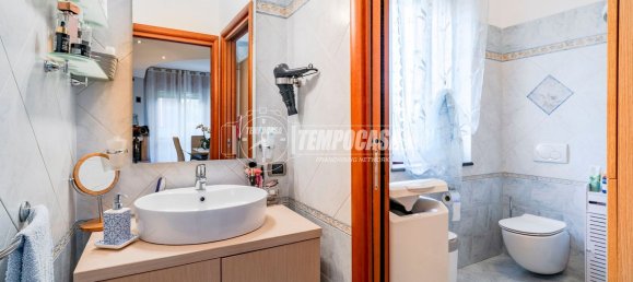 4-salle Duplex à Caronno Pertusella, Italy No. 287755 4