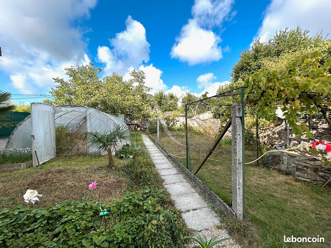 3 Schlafzimmer Haus in Orvault, France, Nr. 363419