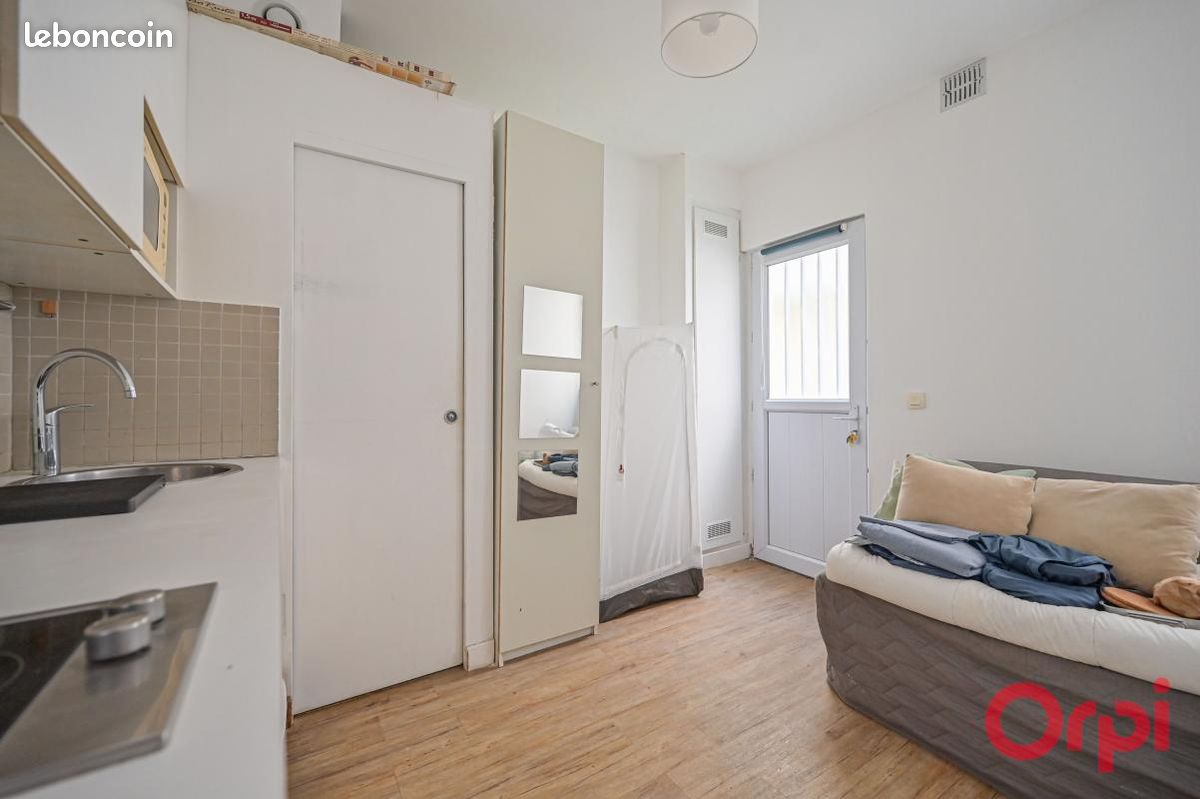 1 bedroom Apartment in Paris, France No. 362761