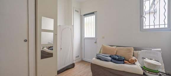1 bedroom Apartment in Paris, France No. 362761 3