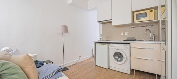 1 bedroom Apartment in Paris, France No. 362761 4