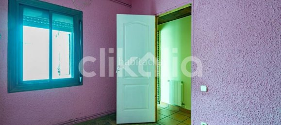 3 bedrooms Apartment in Santa Coloma de Gramenet, Spain No. 81575 13