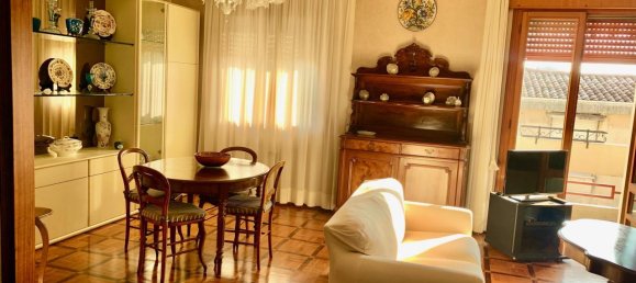 7-salle Duplex à Padua, Italy No. 9453 63