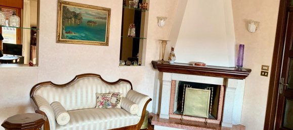 7-salle Duplex à Padua, Italy No. 9453 68