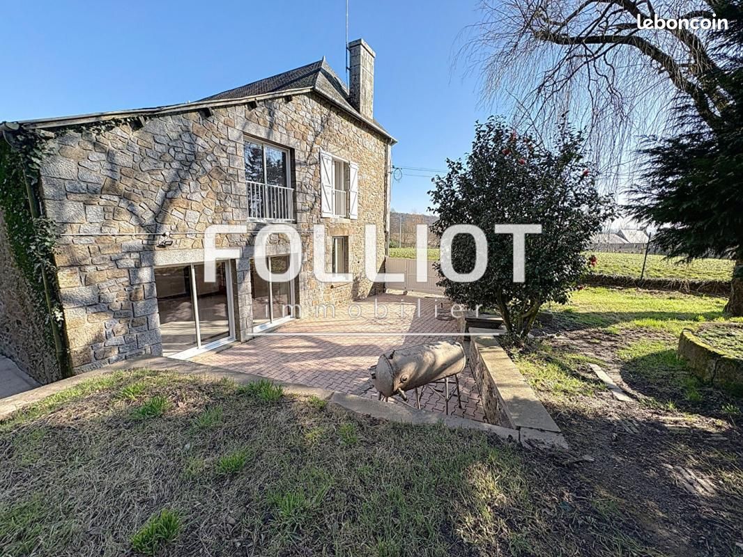 5 bedrooms House in Le Chatellier, France No. 49605