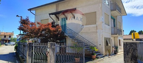 11 rooms House in Valdobbiadene, Italy No. 273065 3