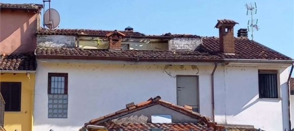 3 rooms House in Pieve Porto Morone, Italy No. 311900 12