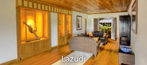 5 bedrooms Villa in Chiang Rai, Thailand No. 13992 8