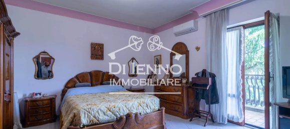 5 bedrooms Villa in Rome, Italy No. 345686 13