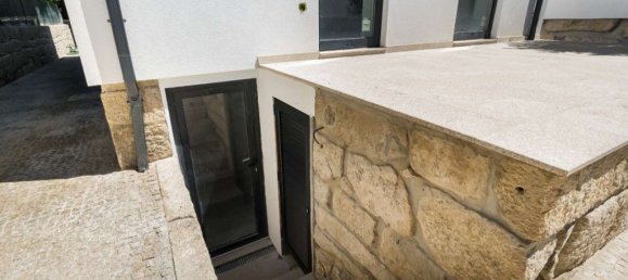 4 bedrooms House in Porto, Portugal No. 117695 23