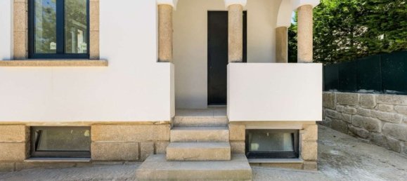 4 bedrooms House in Porto, Portugal No. 117695 7