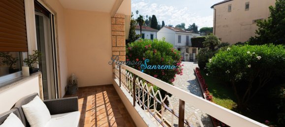 Apartamento de 4 habitaciónes en Sanremo, Italy No. 36420 13