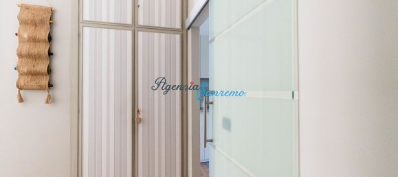 Apartamento de 4 habitaciónes en Sanremo, Italy No. 36420 10