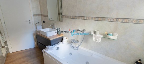 Apartamento de 4 habitaciónes en Sanremo, Italy No. 36420 25