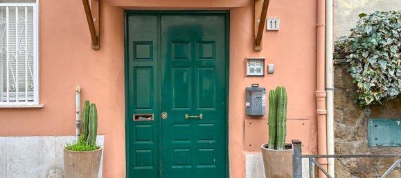 Studio in Rome, Italy, Nr. 31175 2