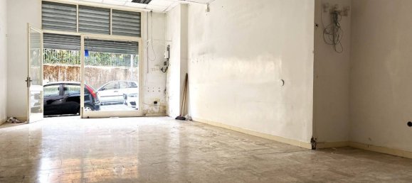 60m² Commercial property in Avellino, Italy No. 303632 6
