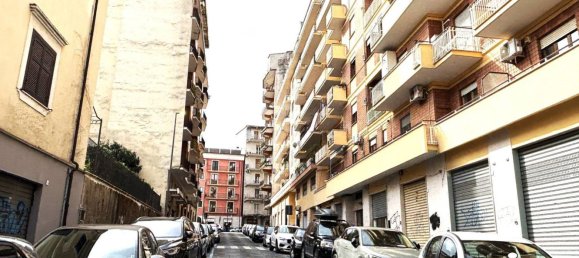 60m² Commercial property in Avellino, Italy No. 303632 2