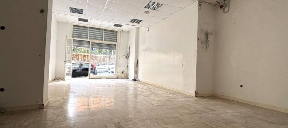 60m² Commercial property in Avellino, Italy No. 303632 5