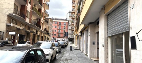 60m² Commercial property in Avellino, Italy No. 303632 9