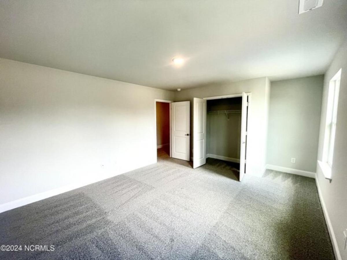 Дом с 5 спальнями в Смитфилд, США № 432861