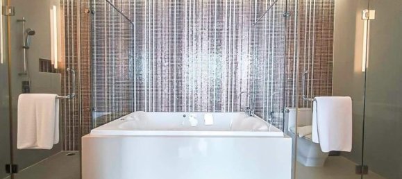 2 bedrooms Condo in Pattaya, Thailand No. 23000 10