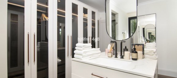 3 bedrooms Villa in Marbella, Spain No. 73287 20