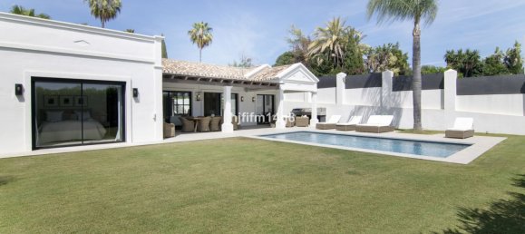 3 bedrooms Villa in Marbella, Spain No. 73287 42