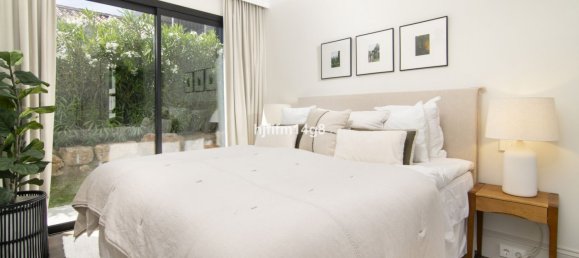 3 bedrooms Villa in Marbella, Spain No. 73287 22