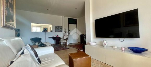3-salle Appartement à Rimini, Italy No. 306417 6