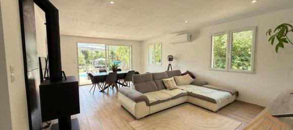 5 bedrooms House in Hautes-Alpes, France No. 303732 3