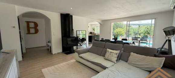 5 bedrooms House in Hautes-Alpes, France No. 303732 4